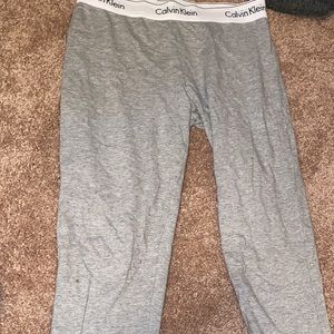 Super cute never worn before Calvin Klein leggings